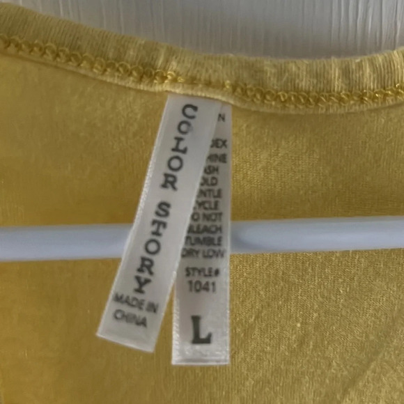 Color Story Womens laced tank - Picture 2 of 4